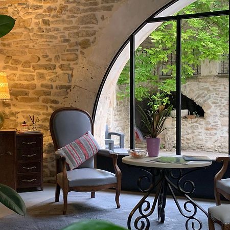 Saint-Julien-de-Peyrolas Domaine Forvent Bed & Breakfast エクステリア 写真