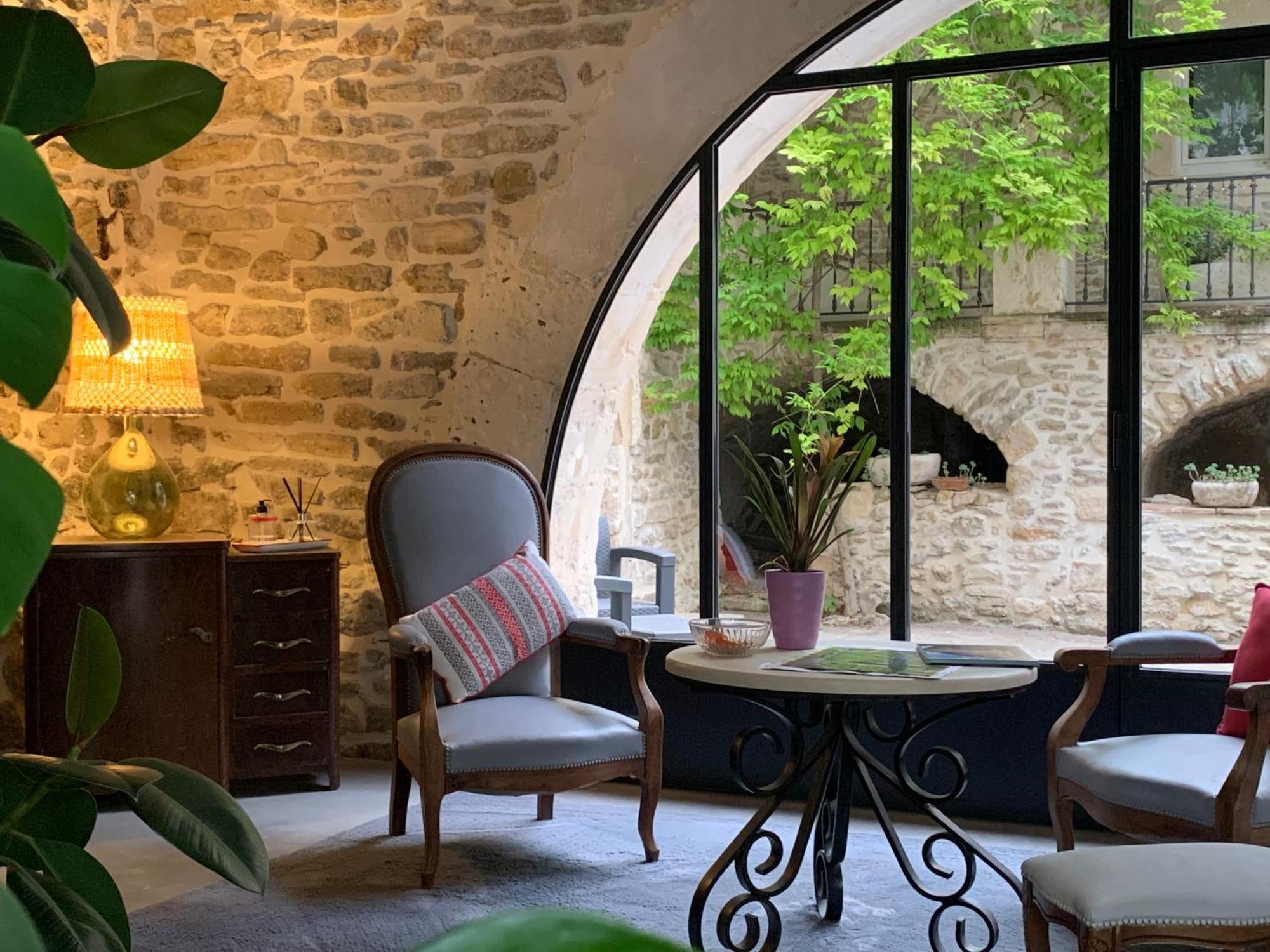 Saint-Julien-de-Peyrolas Domaine Forvent Bed & Breakfast エクステリア 写真
