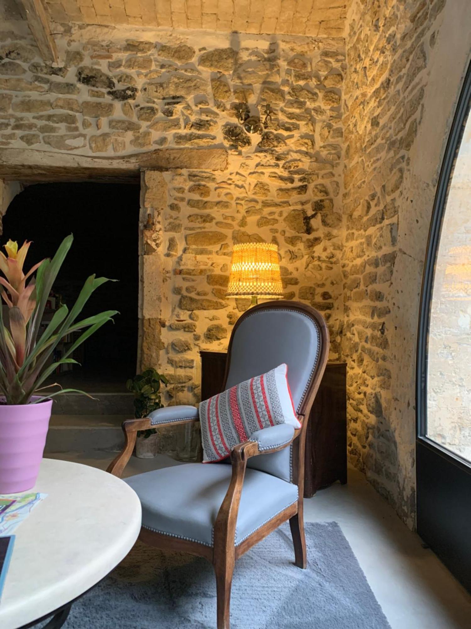 Saint-Julien-de-Peyrolas Domaine Forvent Bed & Breakfast エクステリア 写真