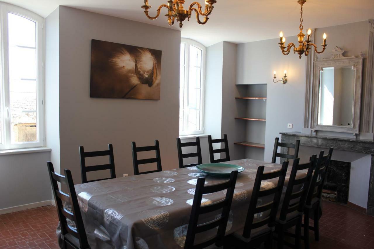 Saint-Julien-de-Peyrolas Domaine Forvent Bed & Breakfast エクステリア 写真